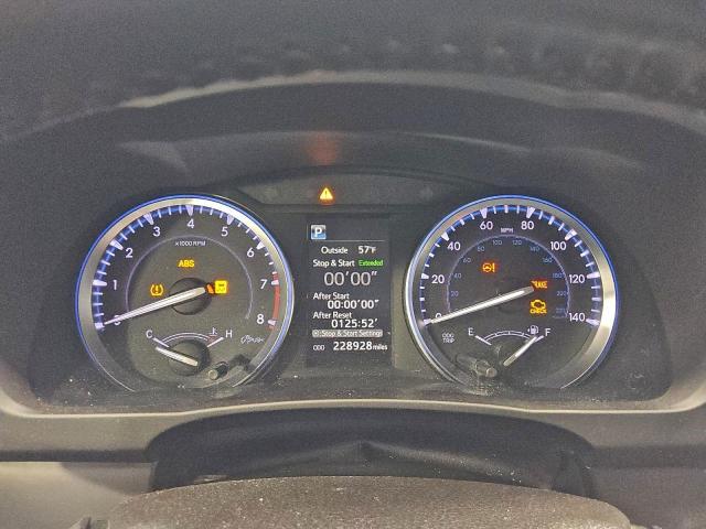 Toyota Highlander Se Image 13