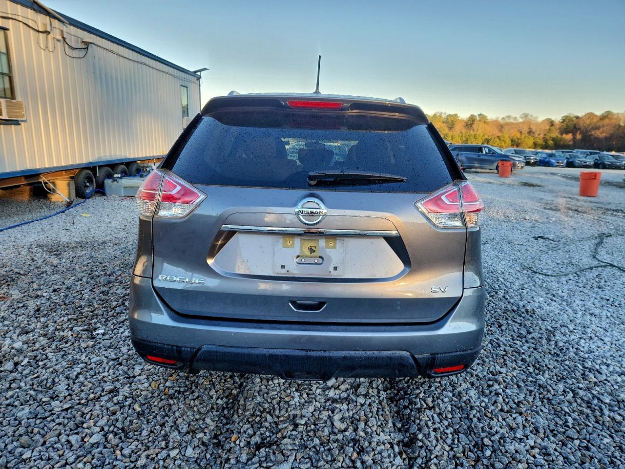 Nissan Rogue S Image 7