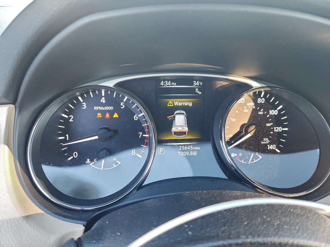 Nissan Rogue S Image 12