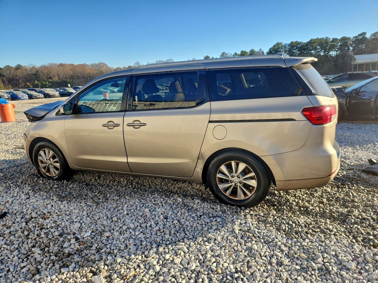 Kia Sedona Lx Image 14