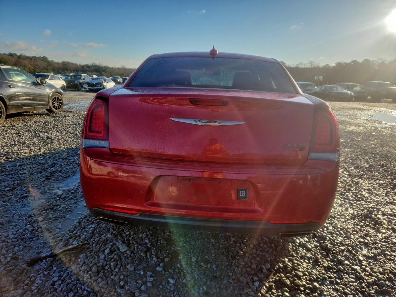 Chrysler 300 S Image 7