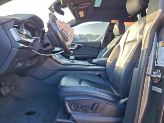 Audi Q8 Premium Image 11