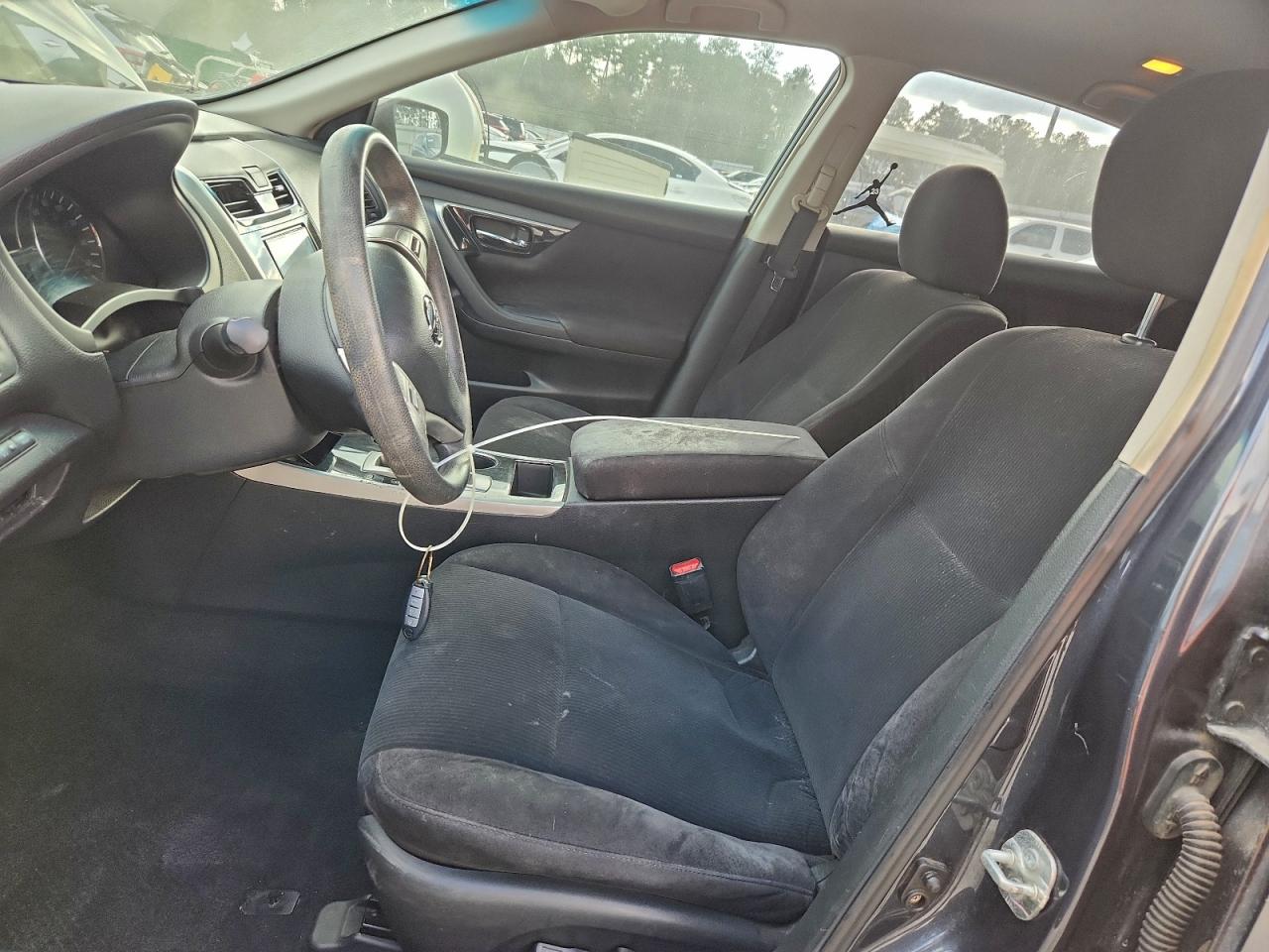 Nissan Altima 2.5 Image 10