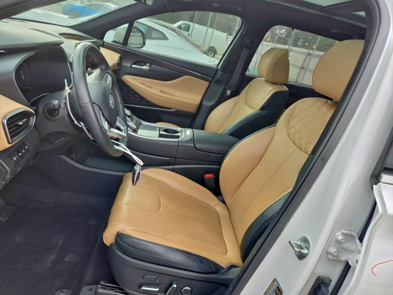 Hyundai SANTA FE Calligraphy Image 6