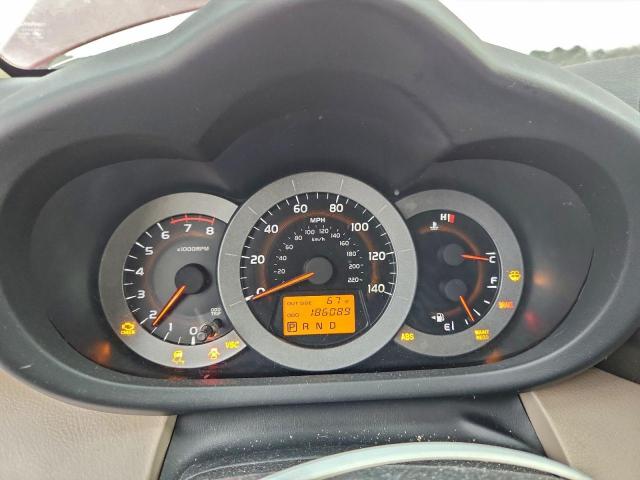 Toyota RAV4 Image 12