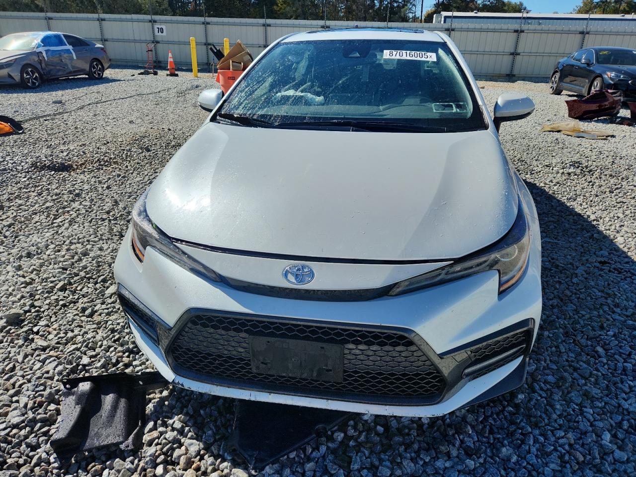 Toyota Corolla Xse Image 12