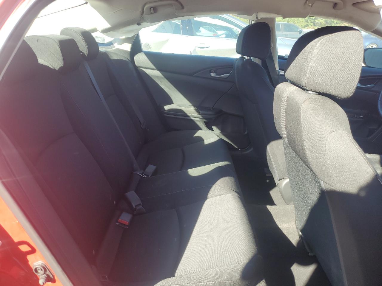 Honda Civic Lx Image 6