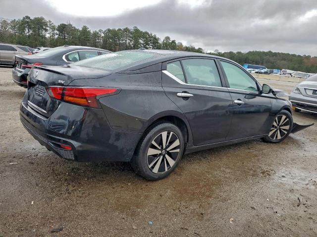 Nissan Altima Sv Image 4