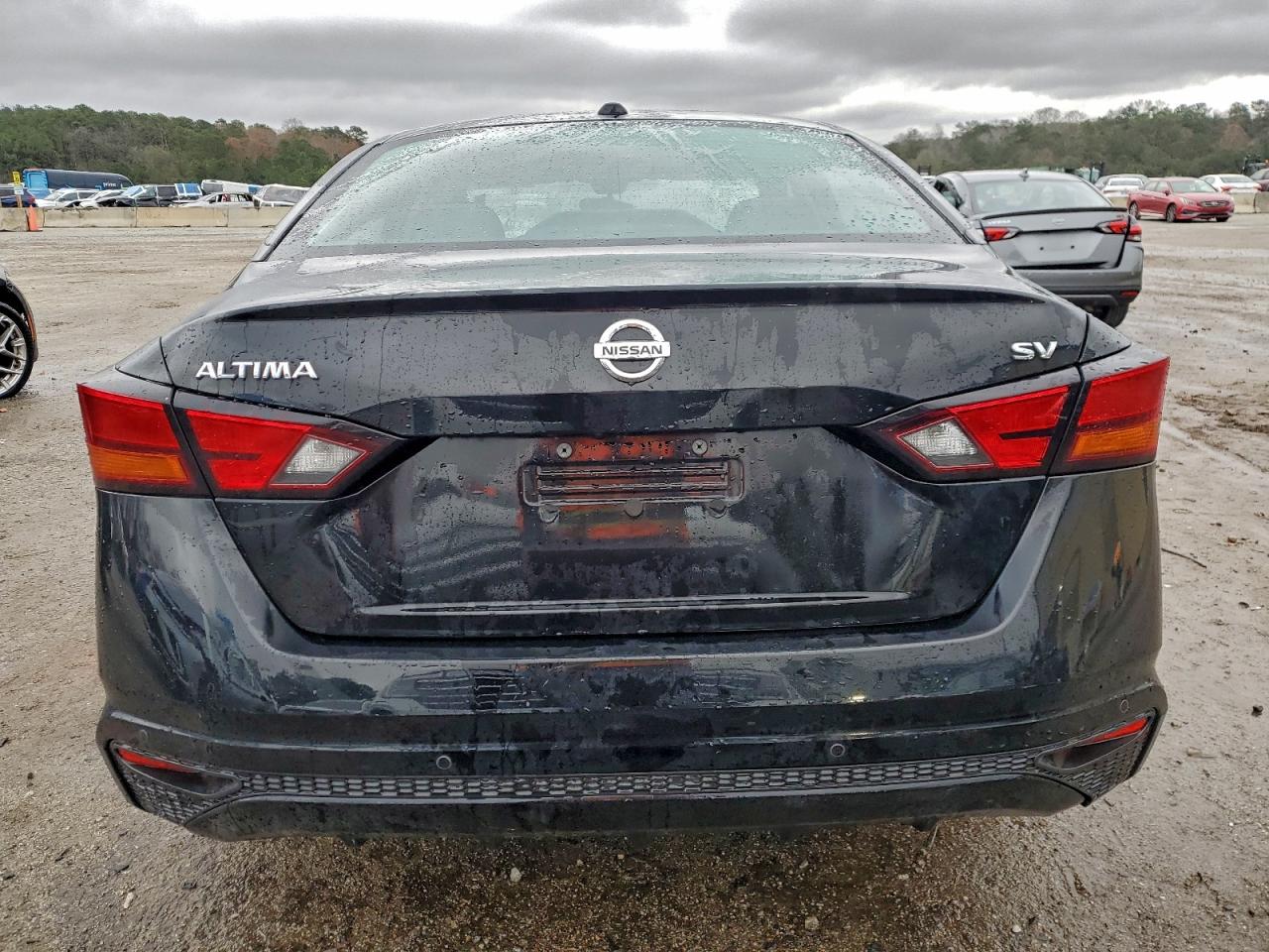 Nissan Altima Sv Image 12