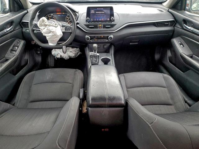 Nissan Altima Sv Image 9