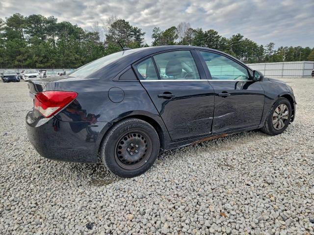 Chevrolet Cruze Ls Image 3