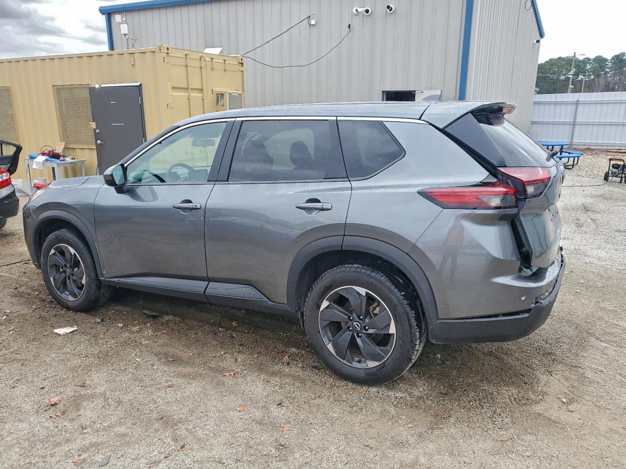 Nissan Rogue Sv Image 2