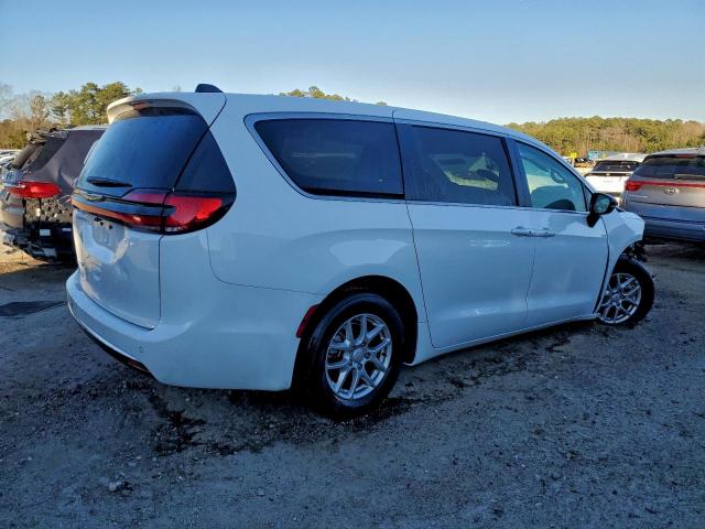 Chrysler Pacifica Select Image 11