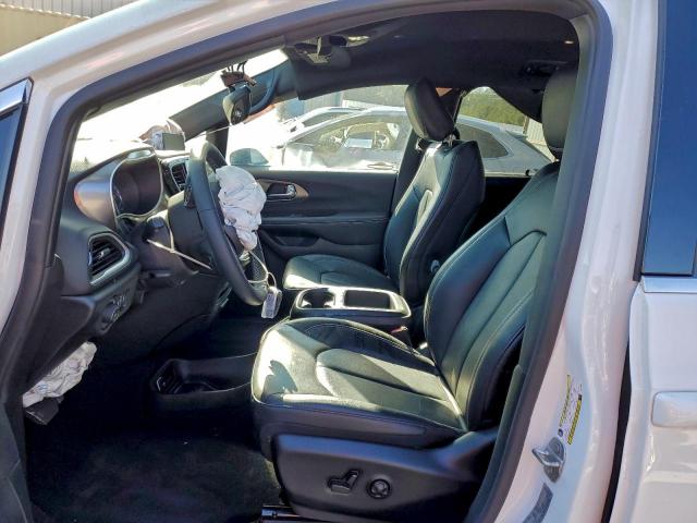 Chrysler Pacifica Select Image 4