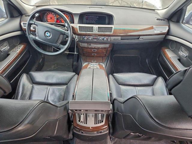 BMW 7 Series Image 5
