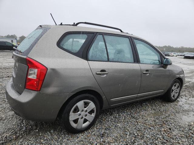 Kia Rondo Base Image 12