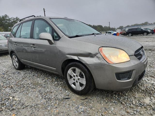 Kia Rondo Base Image 6